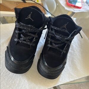 Jordan Men's Black and Gray Sneakers